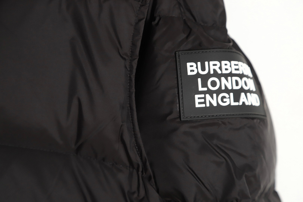 B**rry 21fw detachable sleeve down jacket