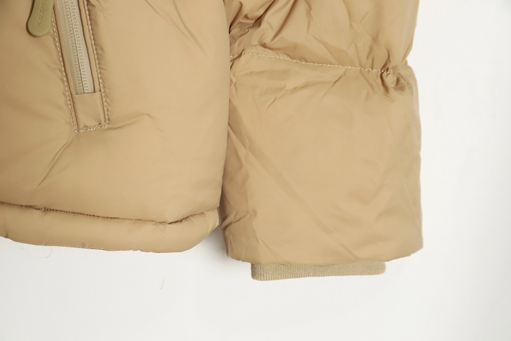 B**rry 21fw detachable sleeve down jacket