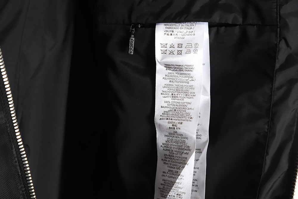 G*u*i 22fw dark pattern double g printed canvas hooded down vest