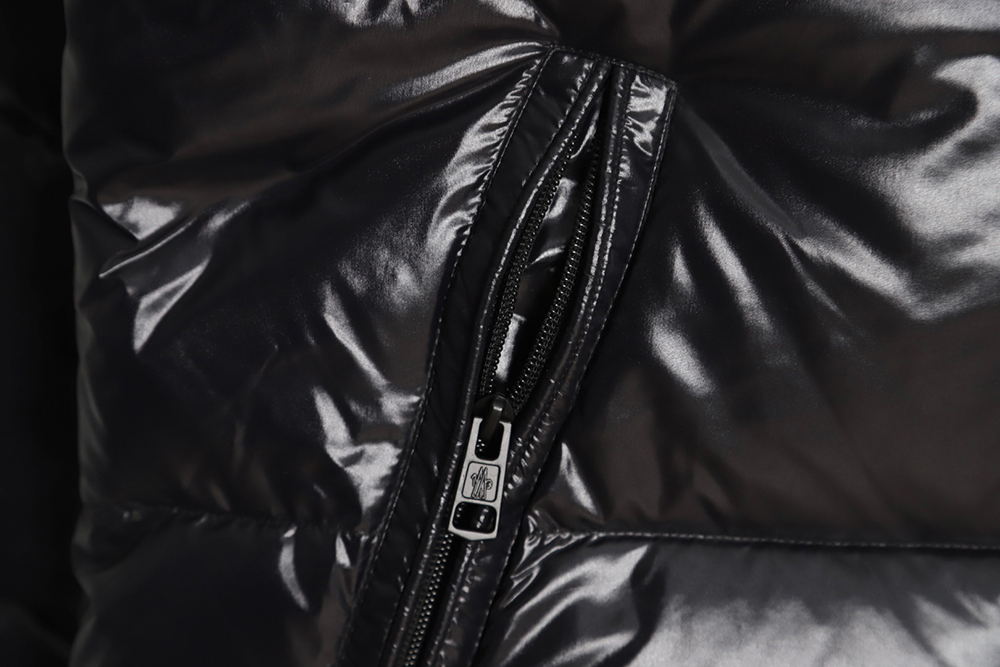 Moncler 23FW Qixi Festival Capsule Misam Series Down Jacket