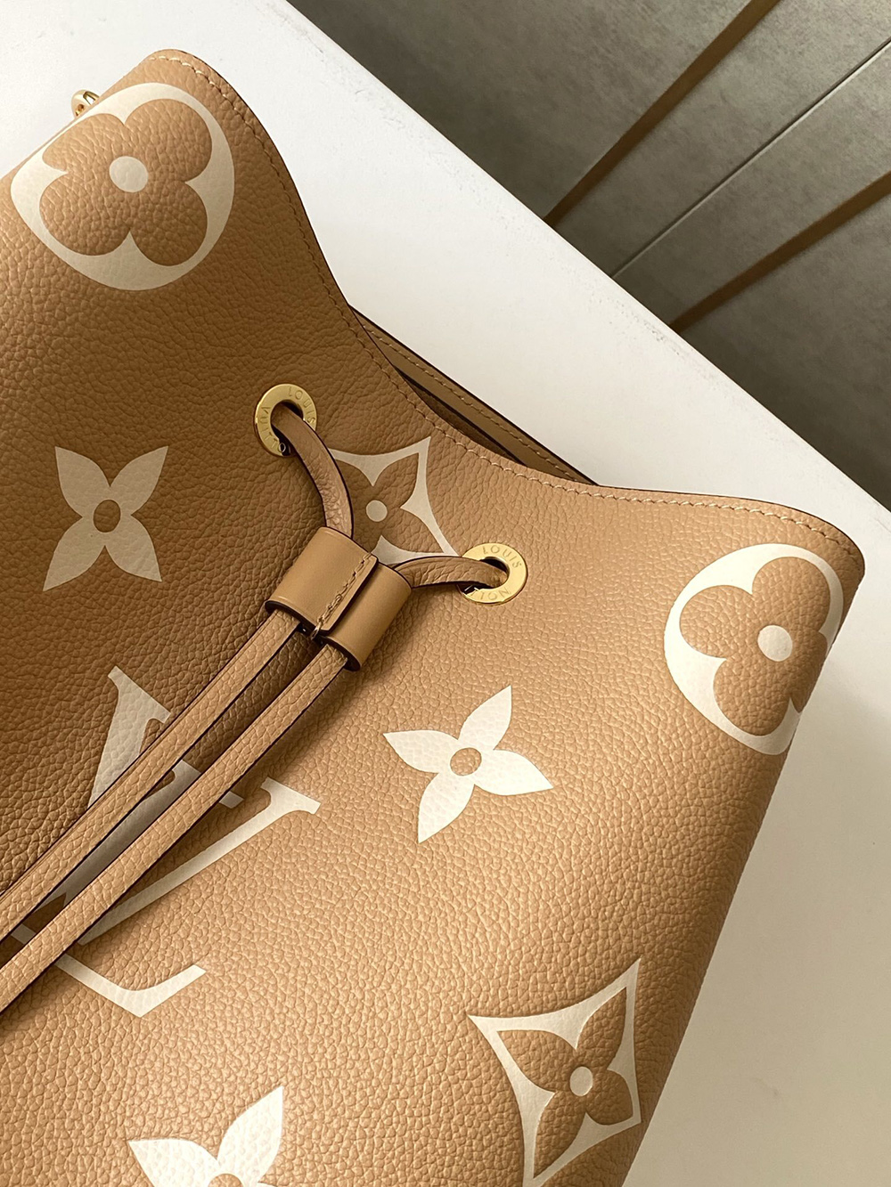 l0*is V*t0n bags m45080 26*26*17.5cm