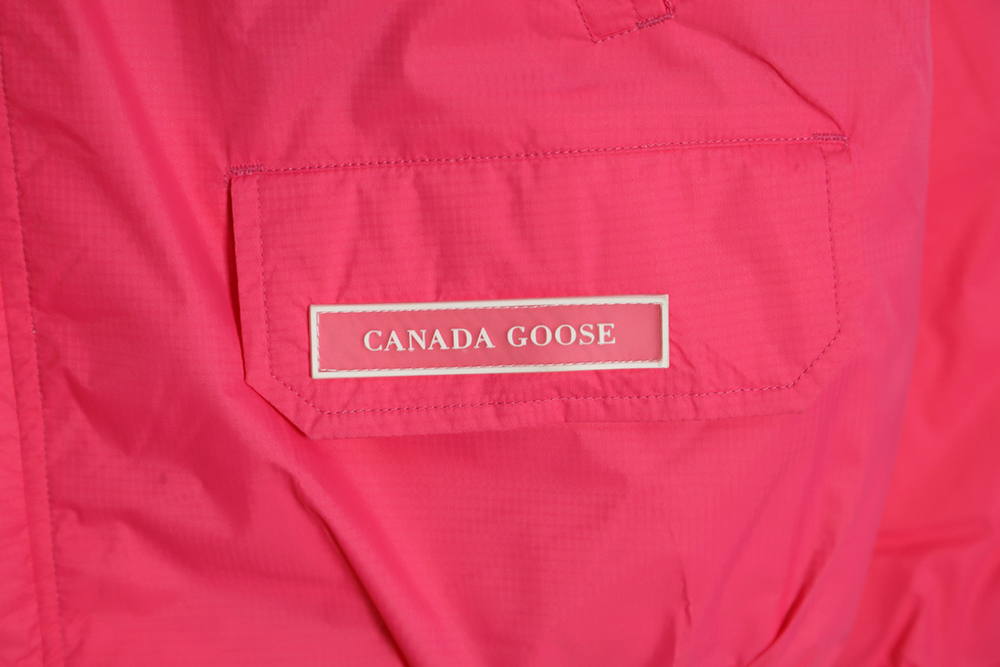 Can*a Go*e white label glacier series 01 short flight down jacket