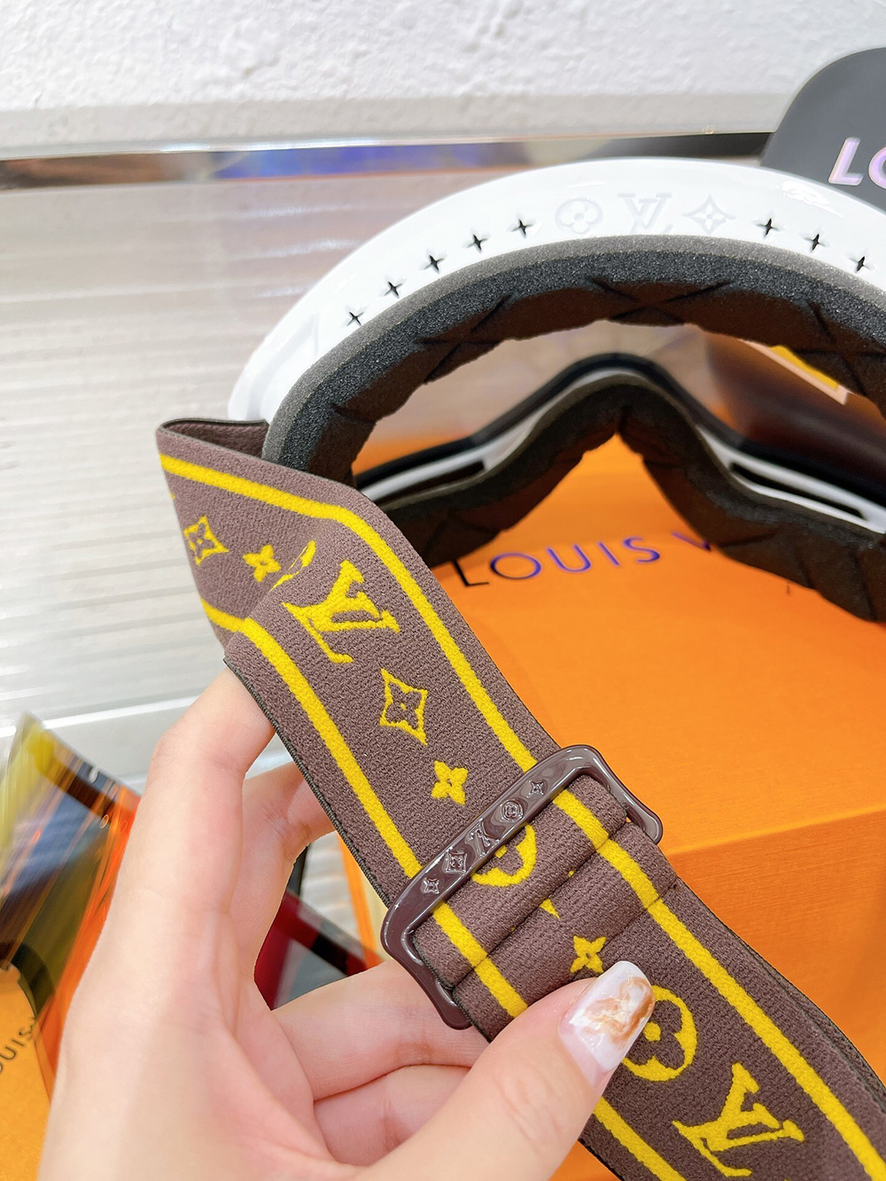 l0*is V*t0n snow eyeglasses