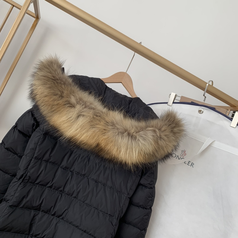 Moncler autumn and winter new long style