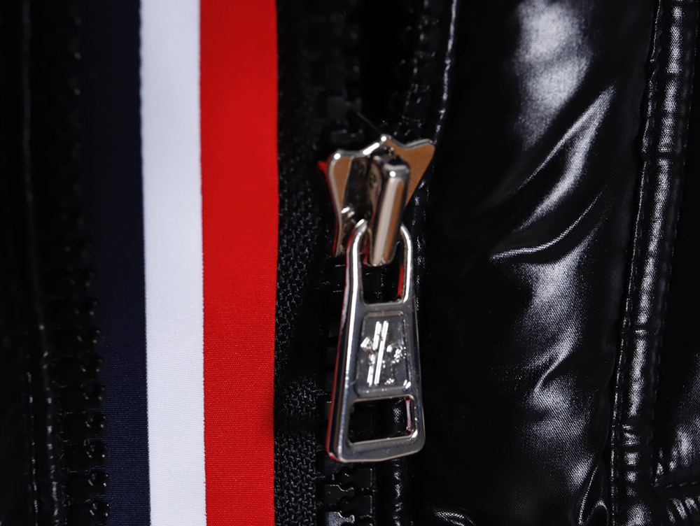 Moncler 23FW GRENOBLE series knitted patchwork down stand collar casual jacket