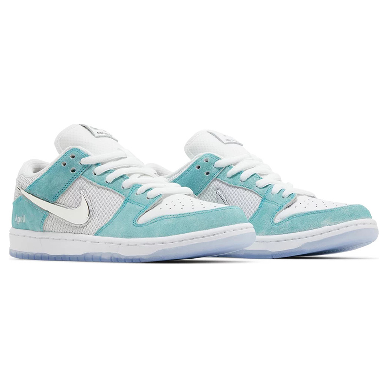 April Skateboards x Dunk Low SB