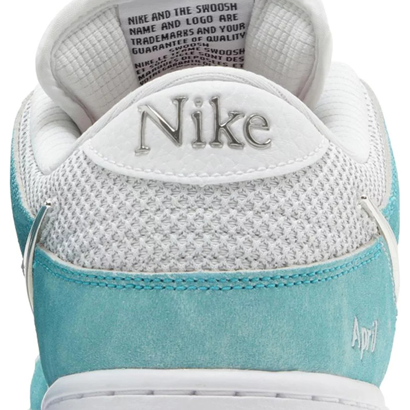 April Skateboards x Dunk Low SB