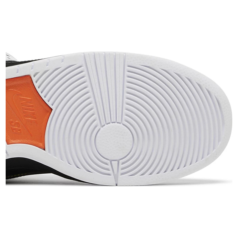 TIGHTBOOTH x Dunk Low SB