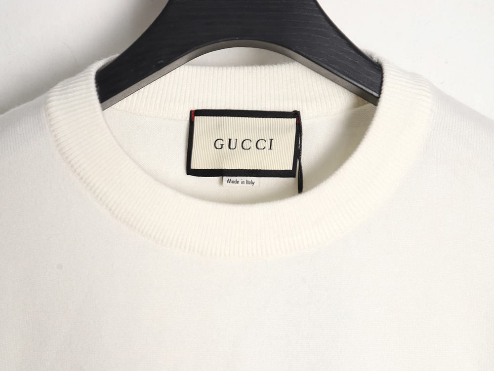 G*u*i 23fw valentine