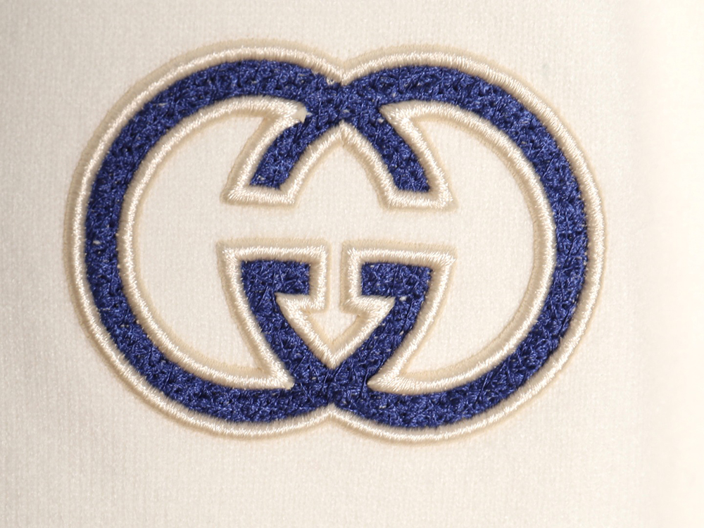 G*u*i 23fw double g embroidered small logo knitted sweater