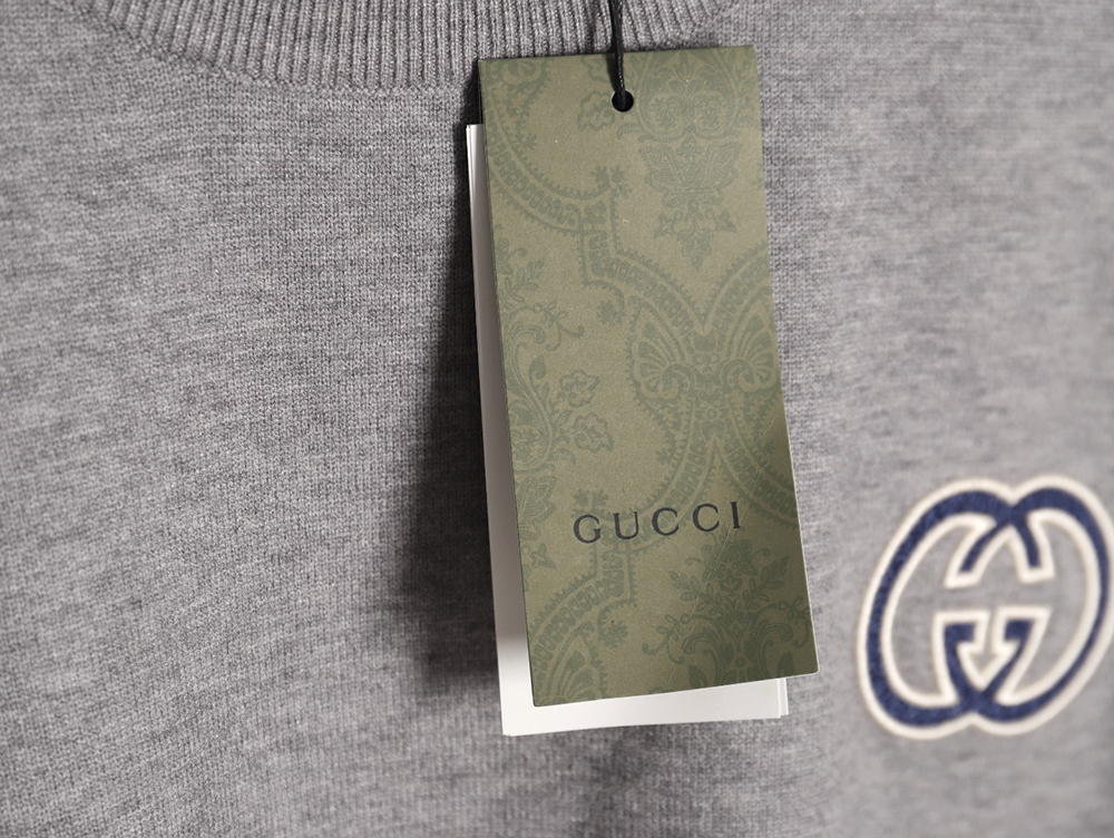 G*u*i 23fw double g embroidered small logo knitted sweater