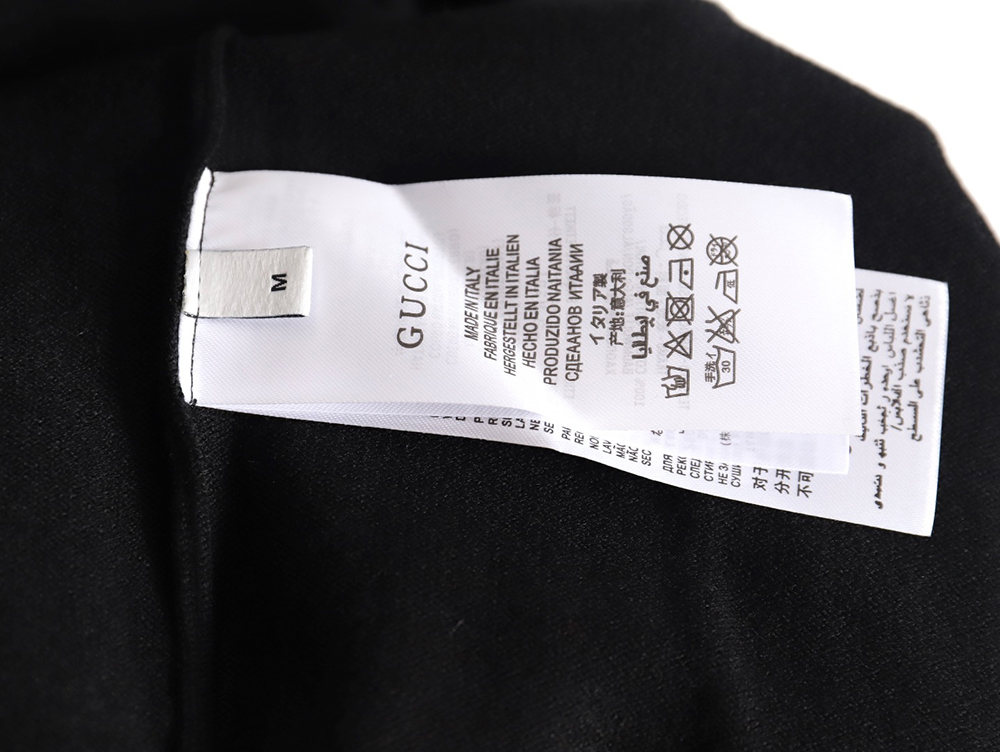 G*u*i 23fw double g embroidered small logo knitted sweater