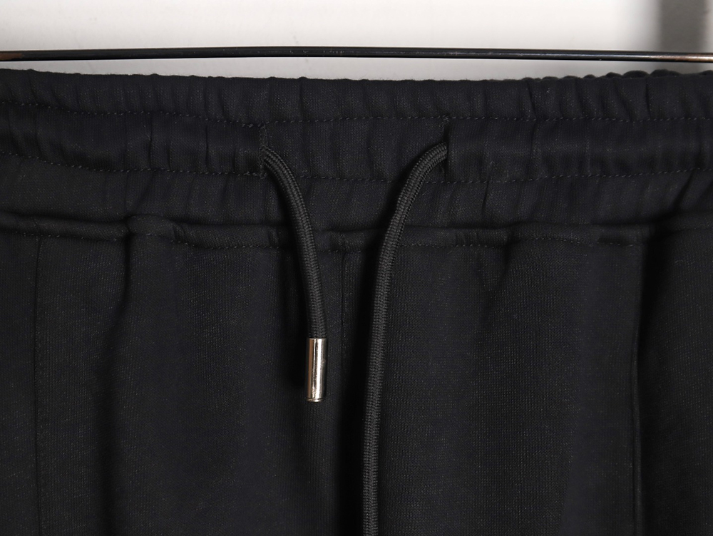 Pra*a triangle logo side pocket anklets