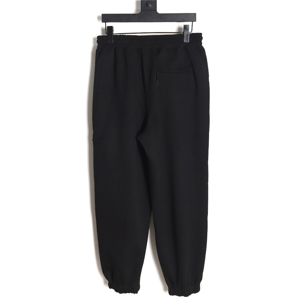 Pra*a triangle logo side pocket anklets