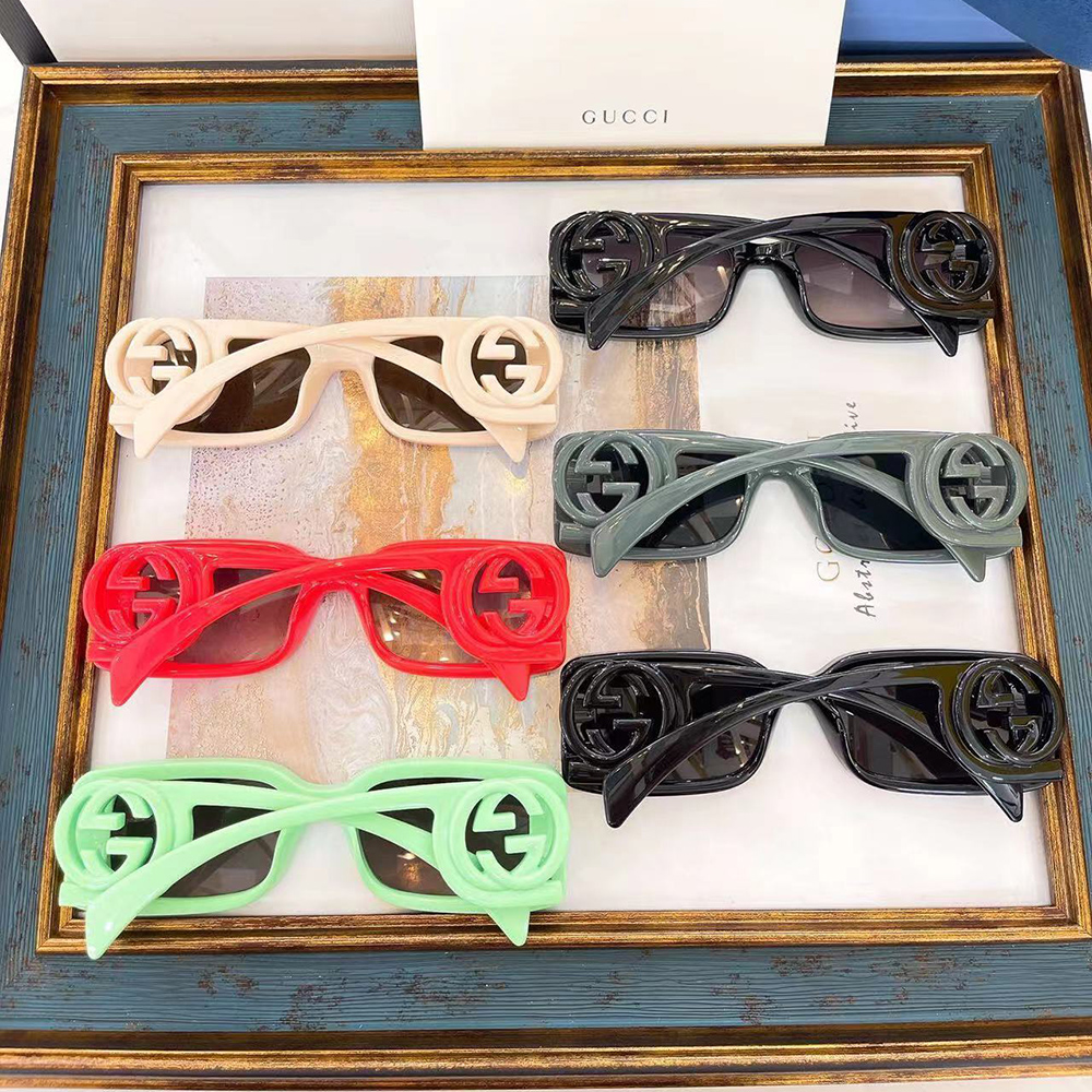 G*u*i eyeglasses 1325s