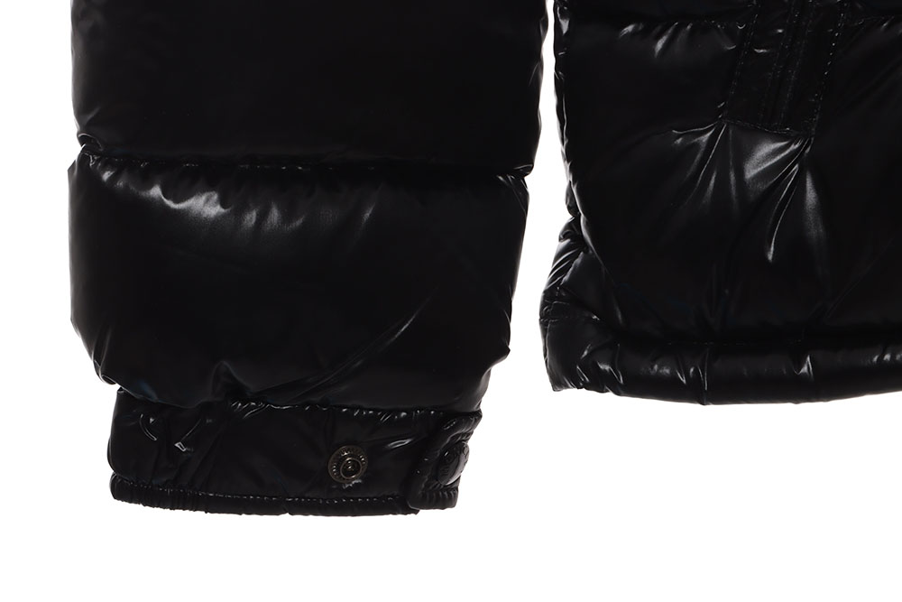 moncler solid color arm pocket down jacket