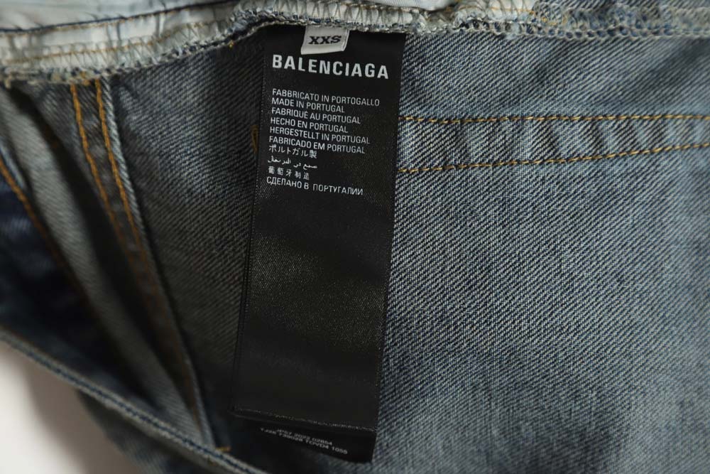 Ba*len*cia*ga 23fw machine style large damage pleated jeans
