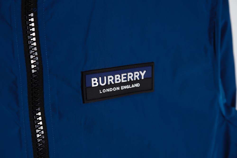 B**rry bbr\B**rry 23fw classic silicone windbreaker jacket