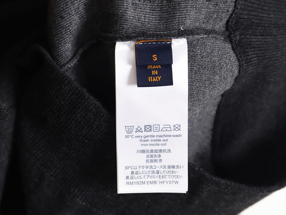 l0*is V*t0n logo print crew neck sweater