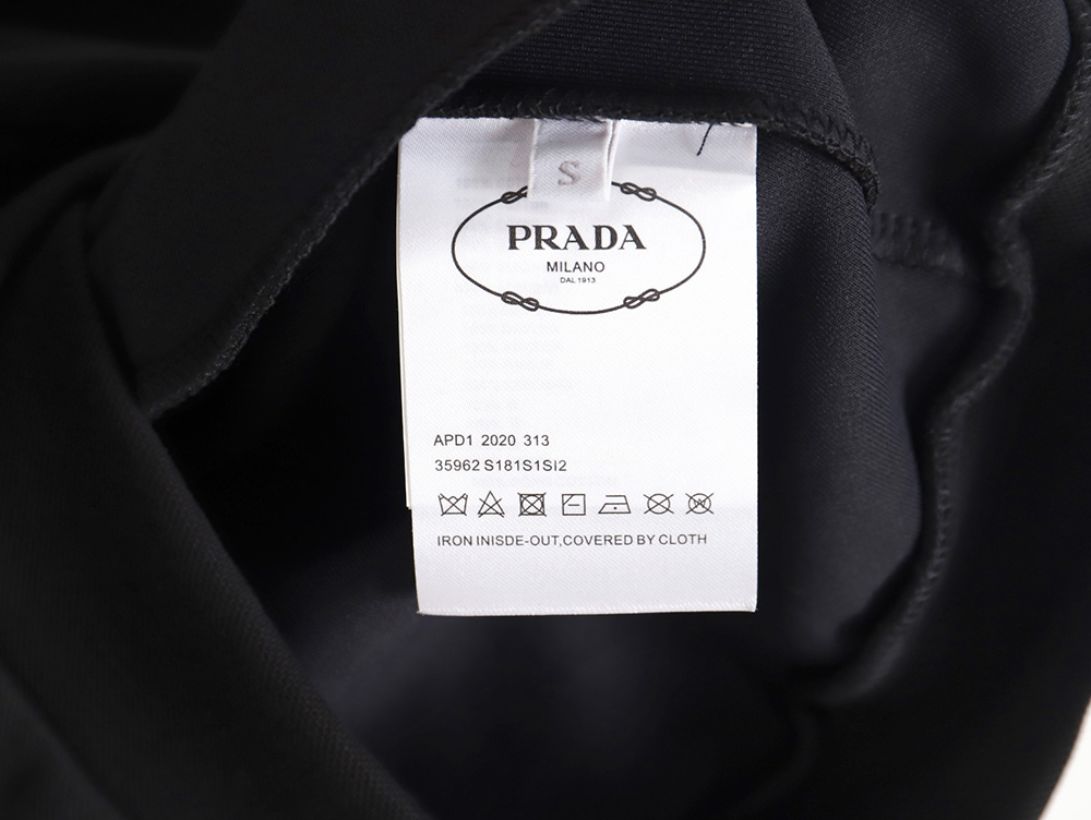 Pra*a 23fw triangle logo side webbing suit jacket