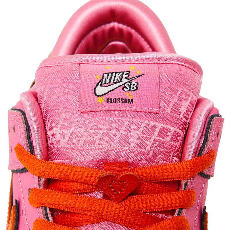 The Powerpuff Girls x Dunk Low Pro SB QS