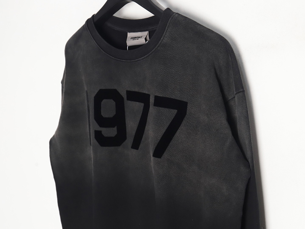 Fear of God Gradient washed flocking 1977 crew neck sweatshirt