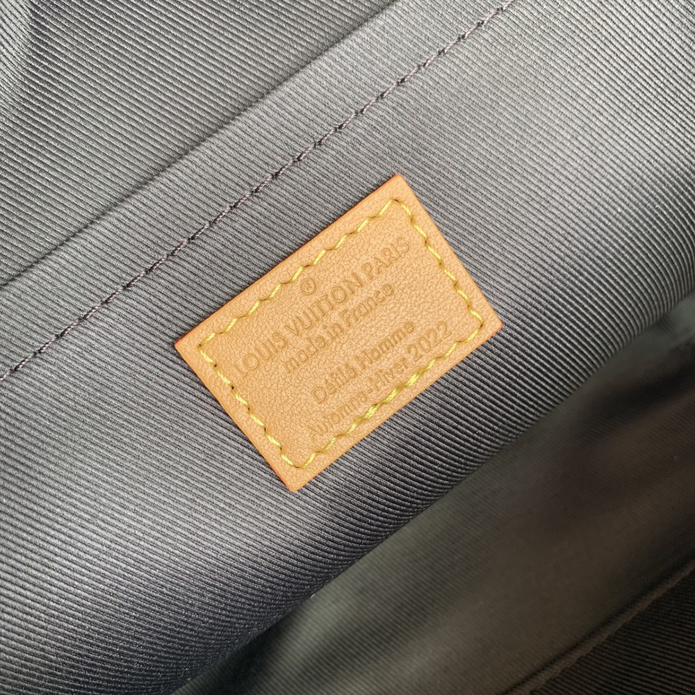 l0*is V*t0n bags m81580 22.5*14*5cm