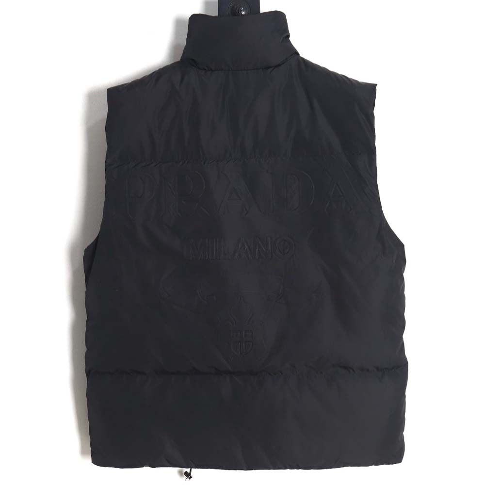 Pra*a Pra*a lightweight down vest