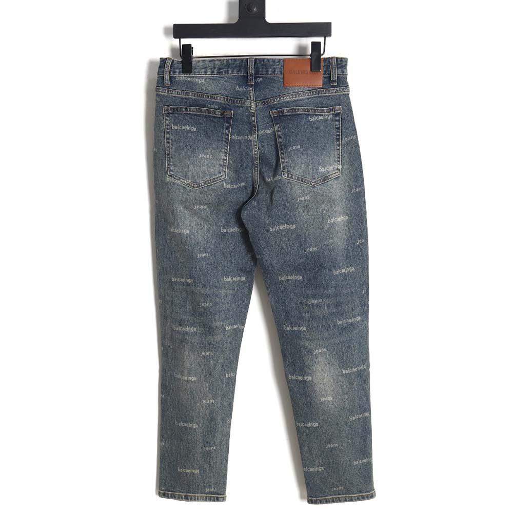 Ba*len*cia*ga Ba*len*cia*ga 23fw all-over lettering distressed washed jeans