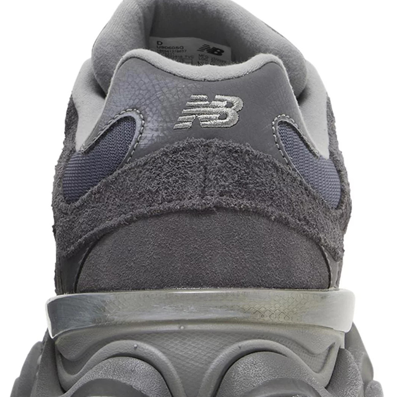 New Balance 9060 Magnet