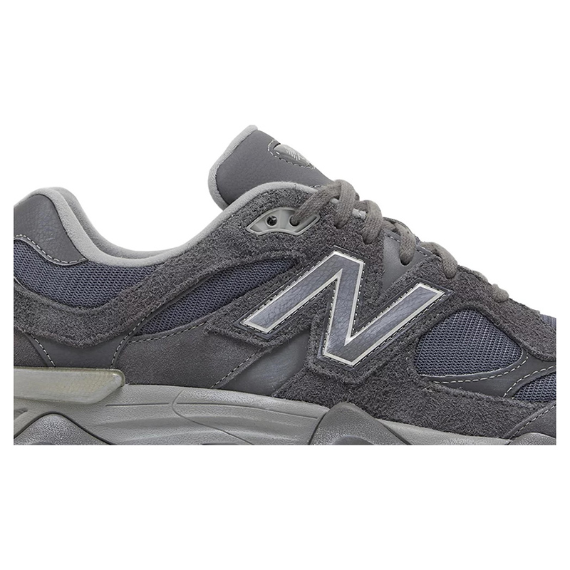 New Balance 9060 Magnet