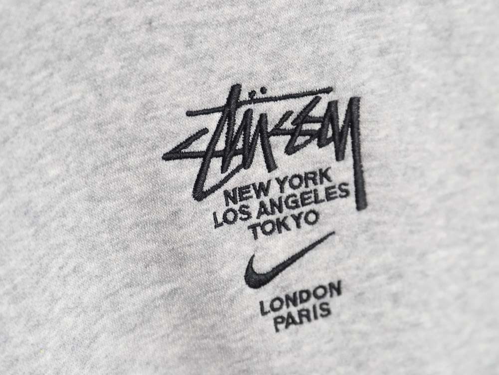 Nike x Stussy Nike Stussy joint 23SS solid color embroidered logo velvet sweatshirt