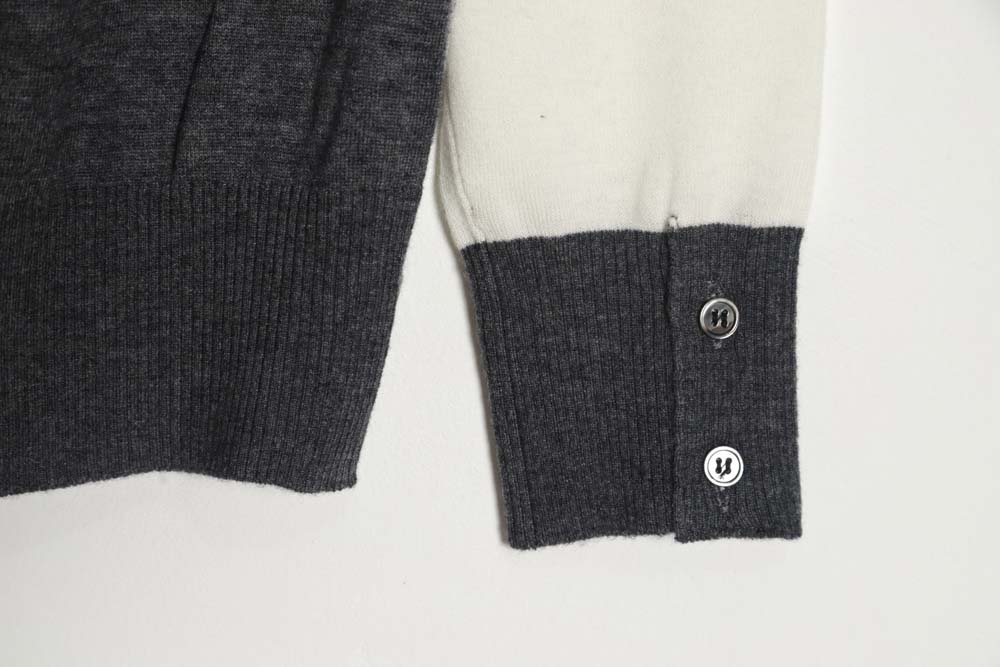THOM BROWNE TB 23FW fine wool crew neck sweater (off-white)