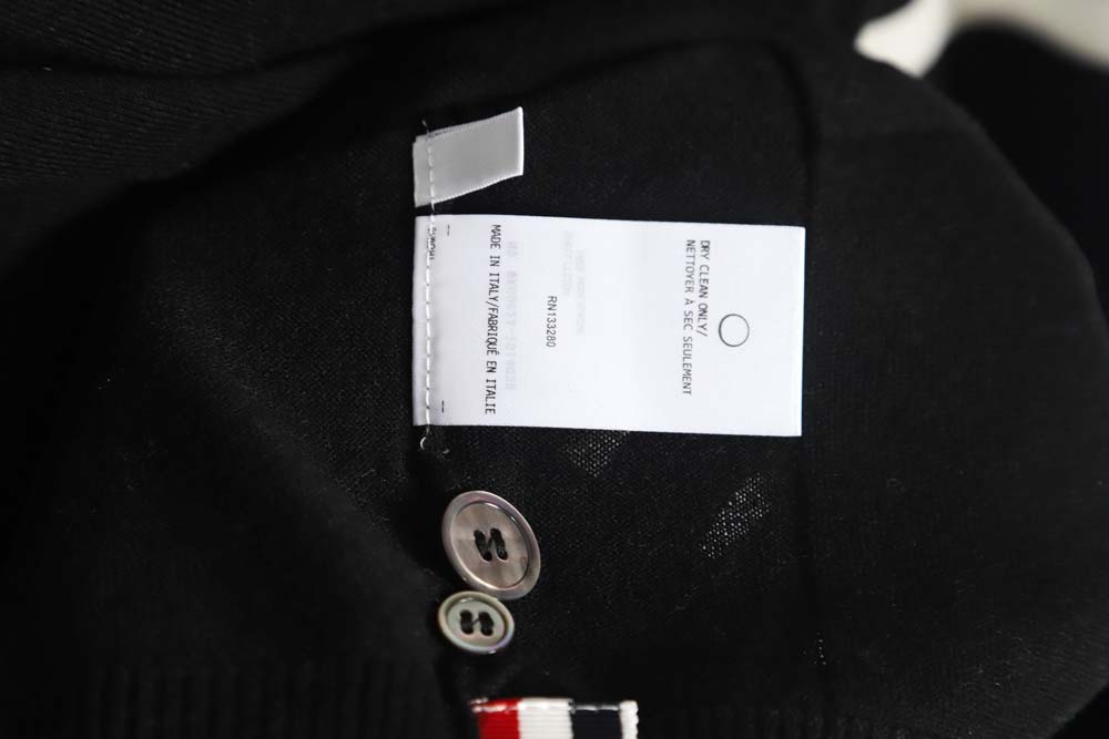 THOM BROWNE TB 23FW fine wool cardigan (black)