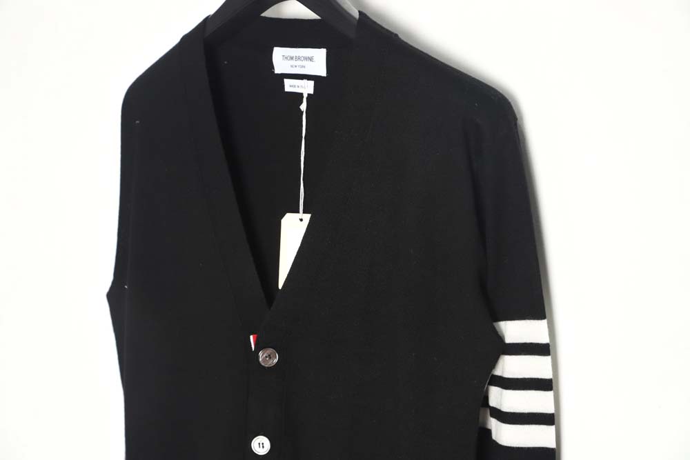 THOM BROWNE TB 23FW fine wool cardigan (black)