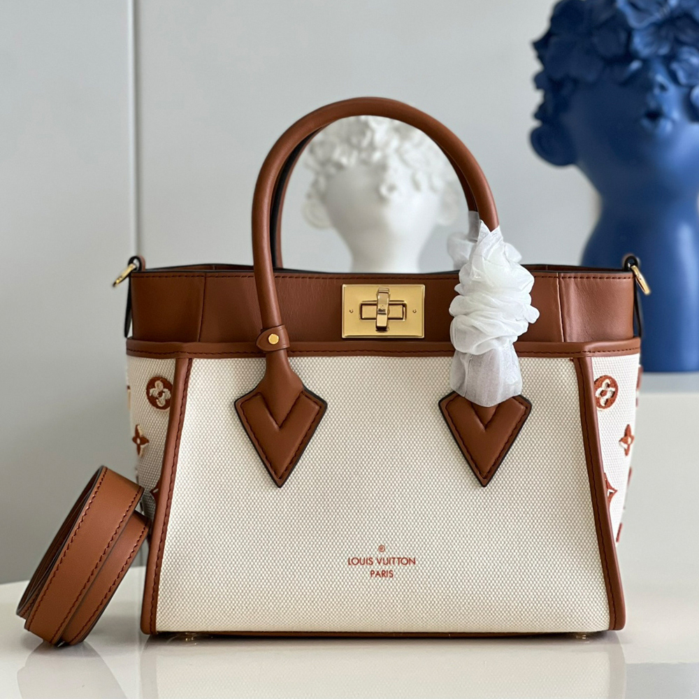 l0*is V*t0n bags m59905 25*20*12cm