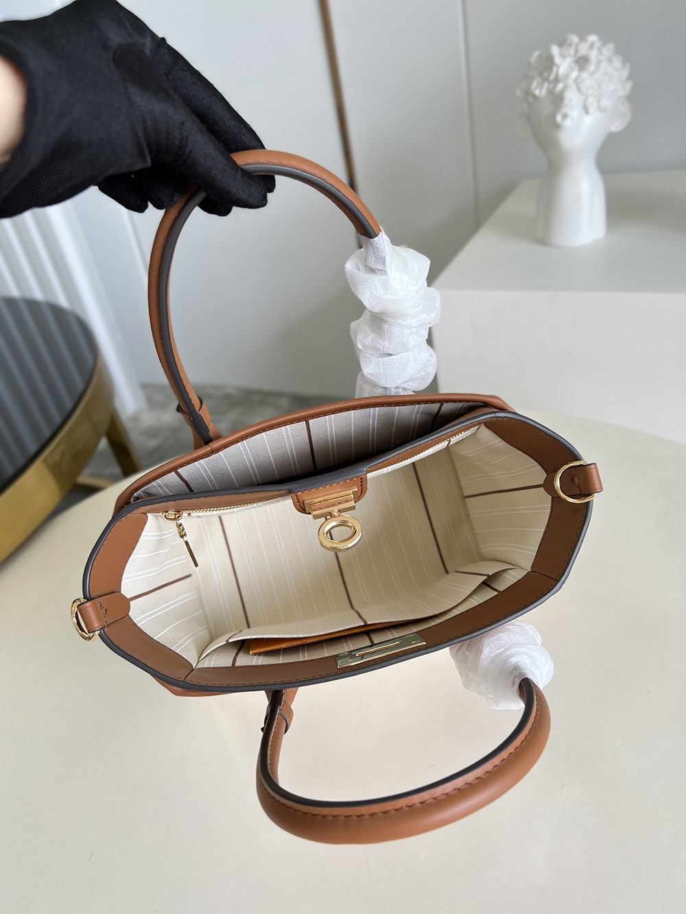 l0*is V*t0n bags m59905 25*20*12cm