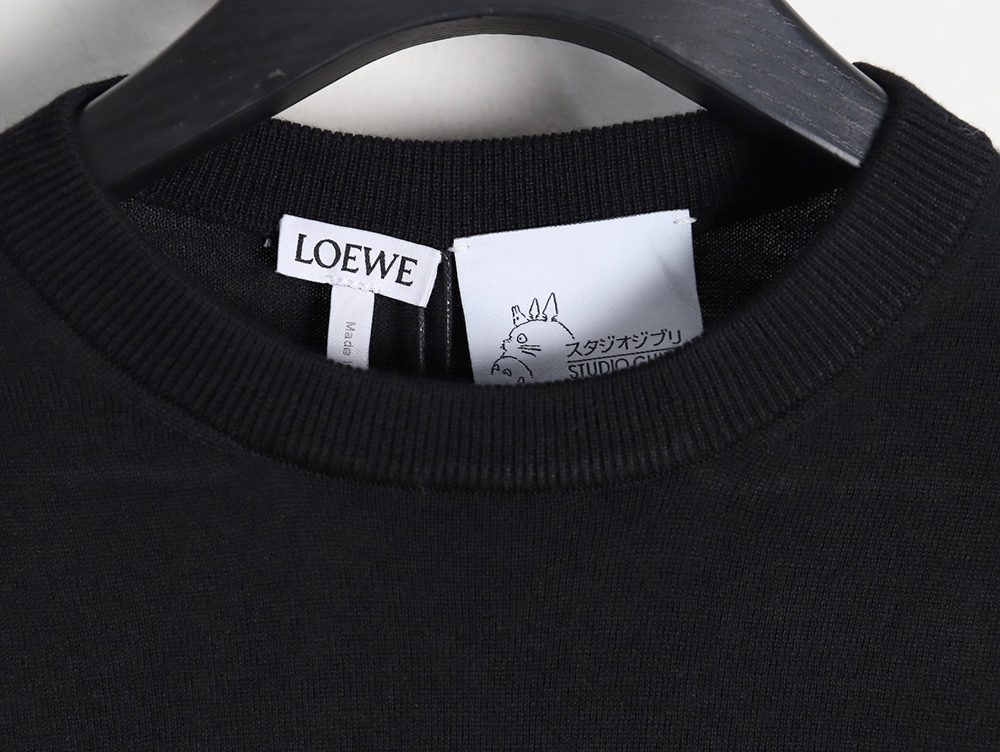 L0ew* little flame knitted bottoming sweater