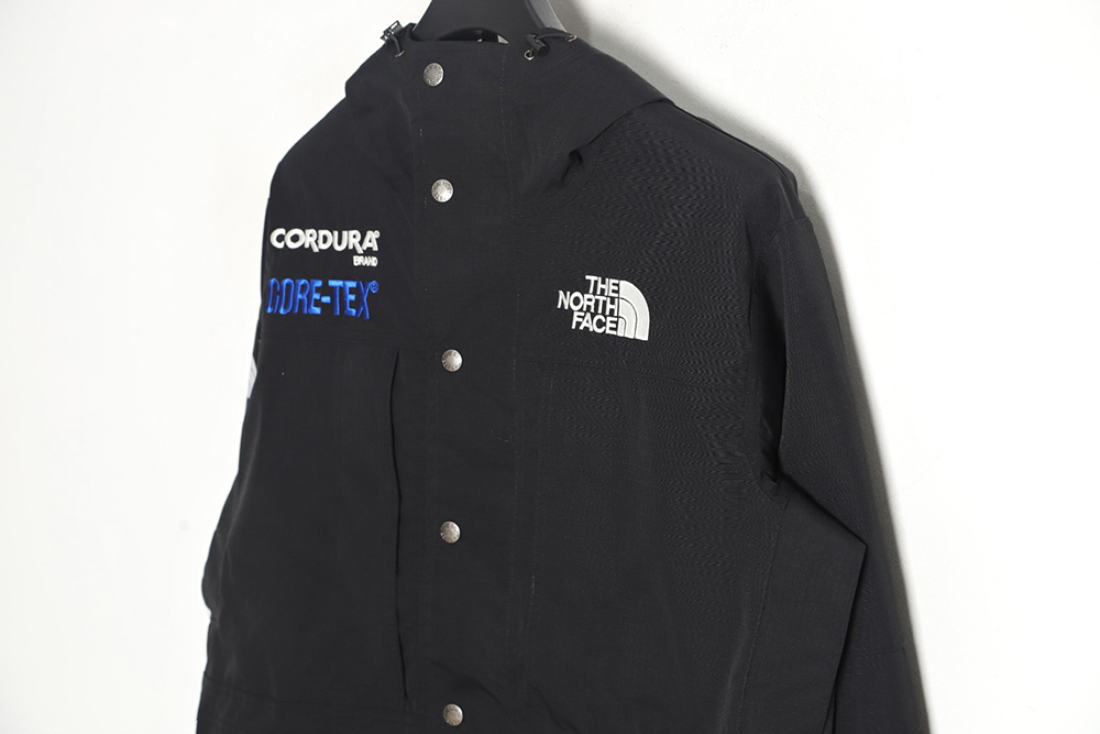 the nor*h f**e x S*p*e color block long sleeve hooded jacket