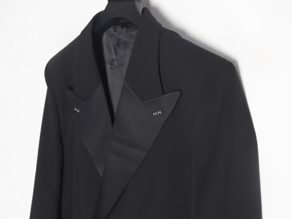 Givenchy 23FW satin suit