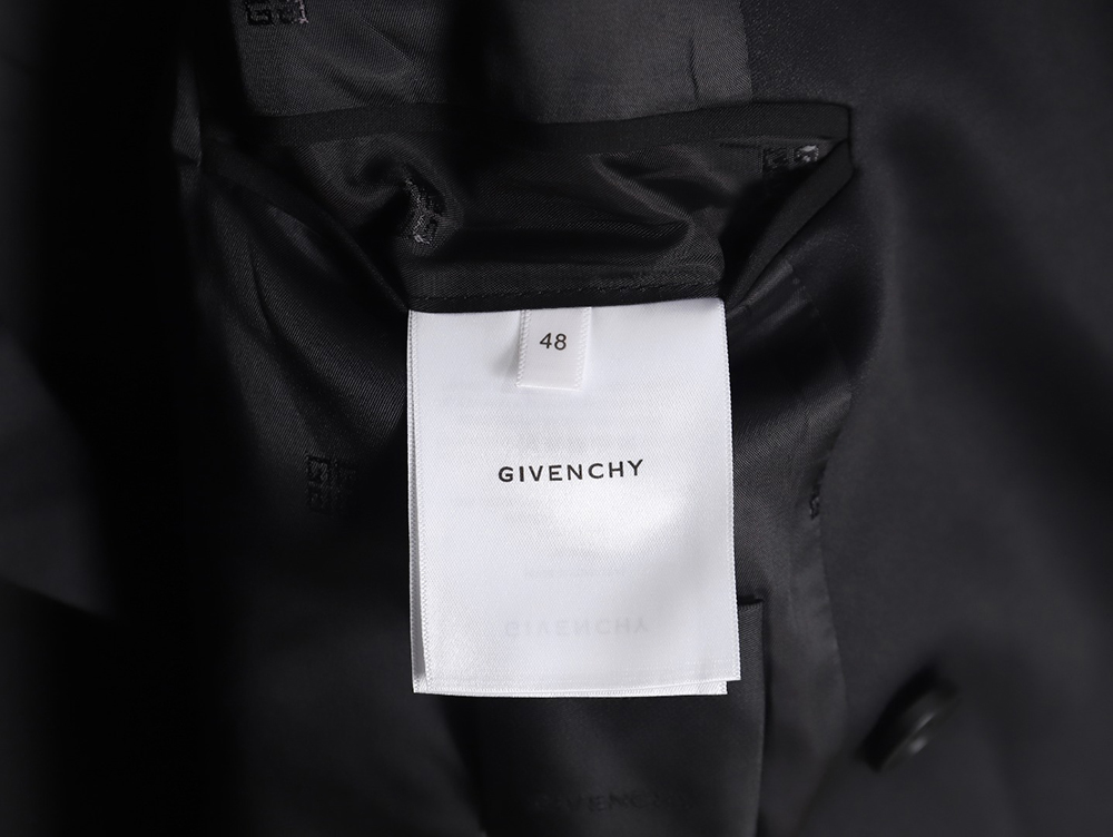 Givenchy 23FW satin suit