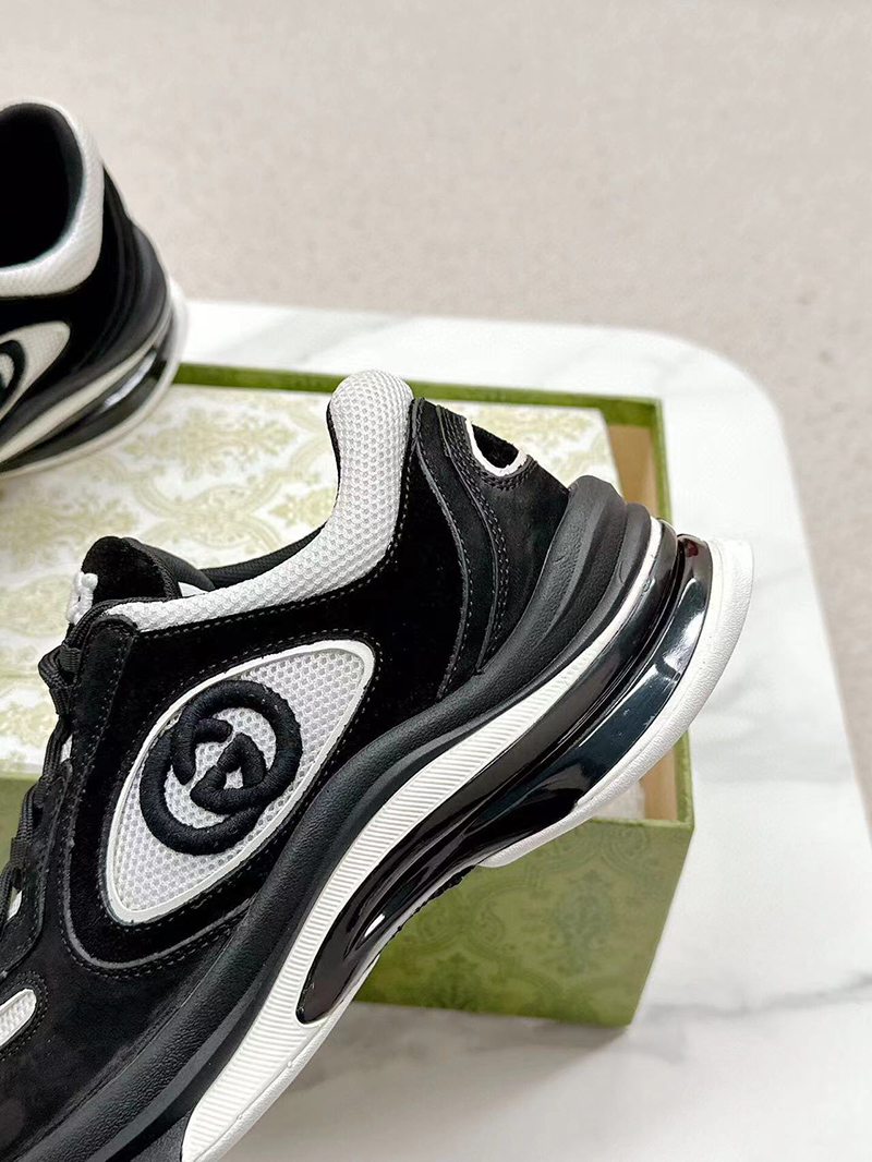 G*u*i run sneaker in black suede