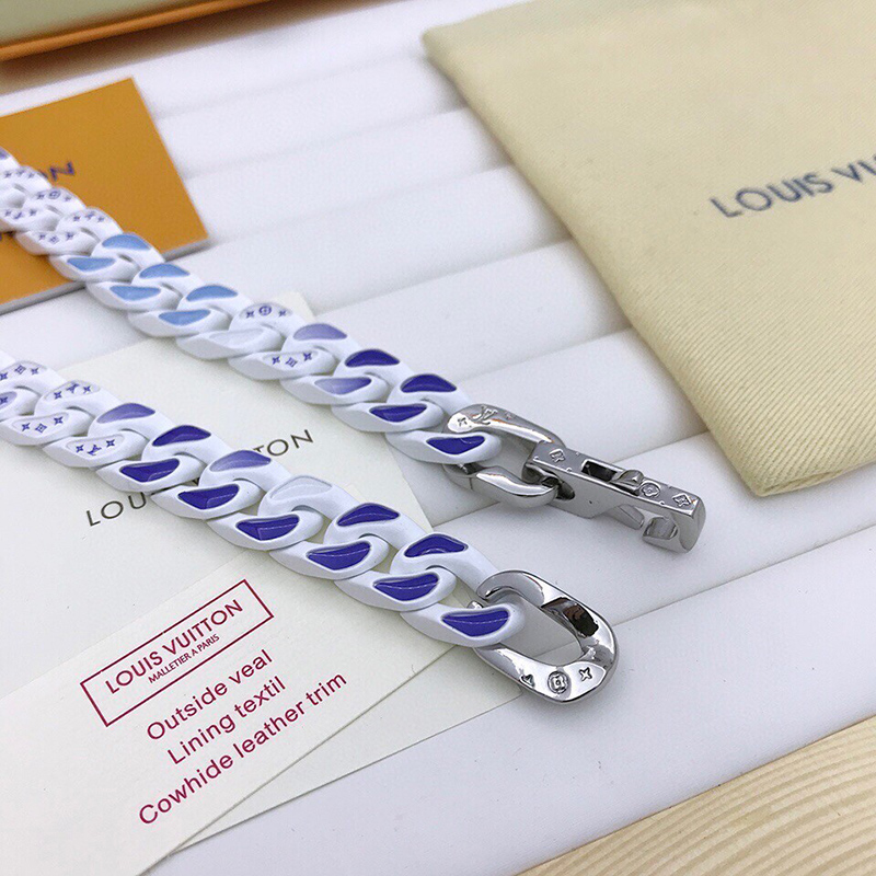 l0*is V*t0n jewelry necklaces mp2768