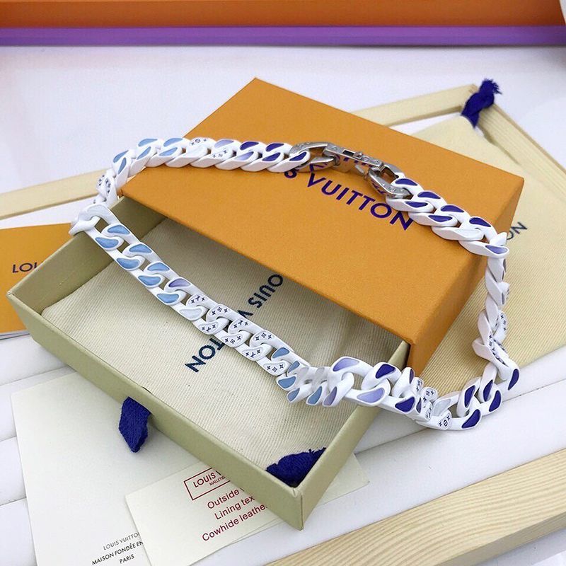 l0*is V*t0n jewelry necklaces mp2768