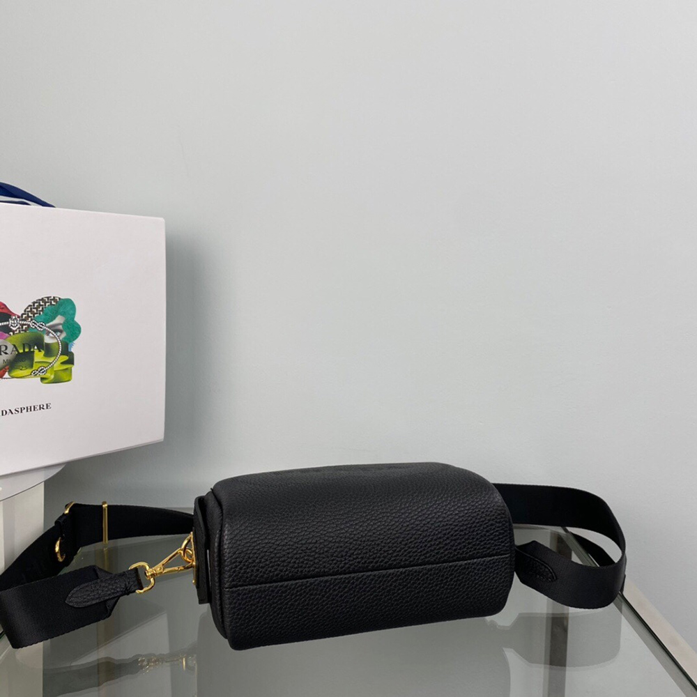 Pra*a bags 1bh187 20.5*13*8.5cm