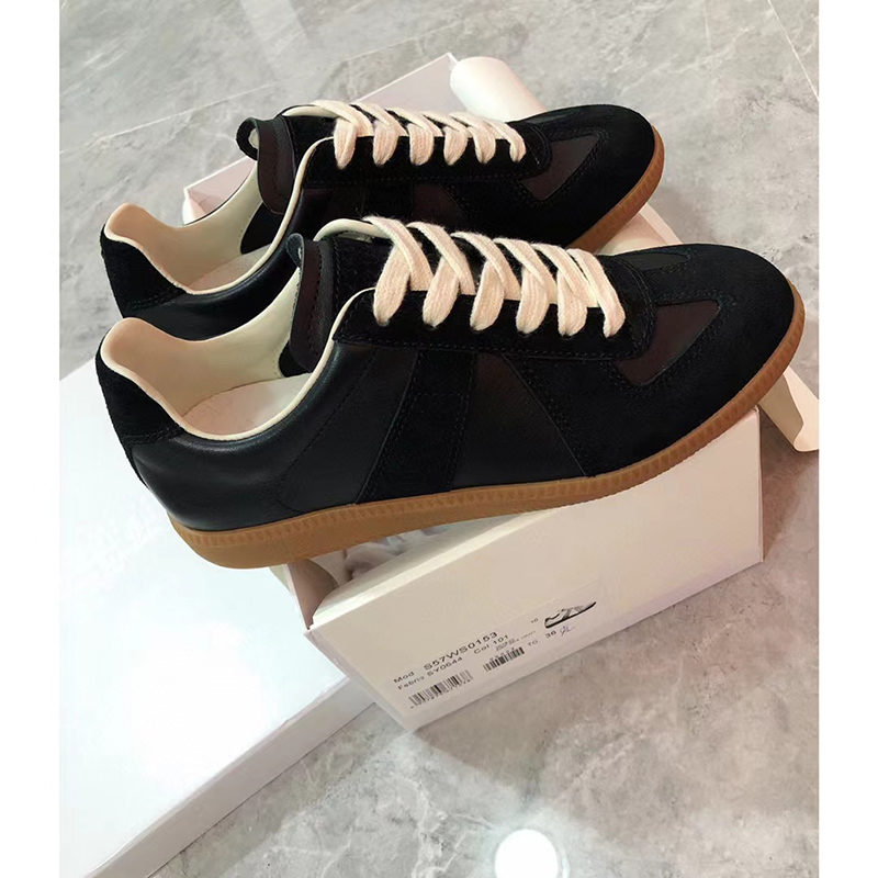 ma*s*n Ma*i*la replica german army trainer black gum