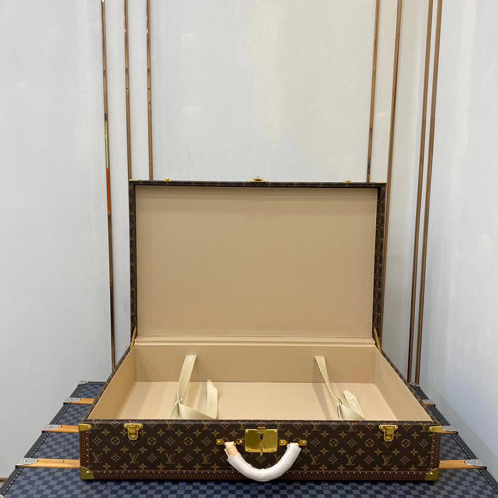 l0*is V*t0n bags m21325