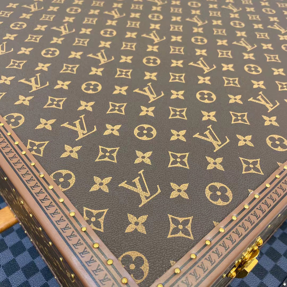 l0*is V*t0n bags m21325