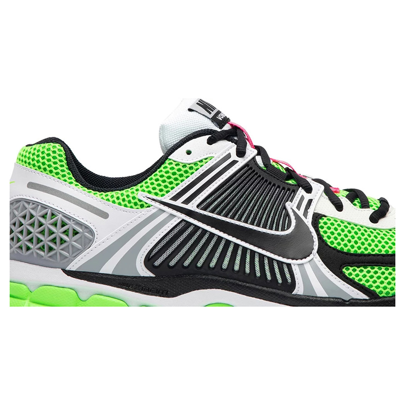 Air Zoom Vomero 5 SE SP 