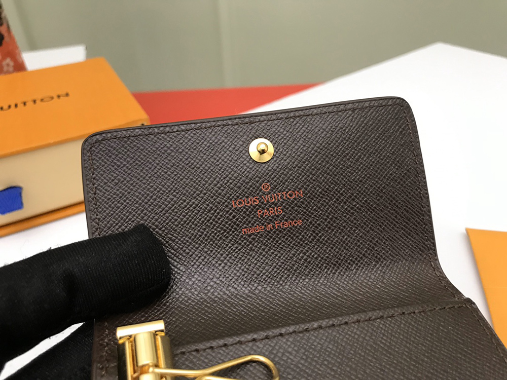 l0*is V*t0n wallets n62630 10*7cm